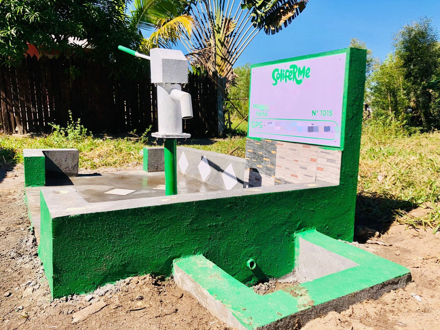 Construire un puits simple nominatif + 1 arbre offert