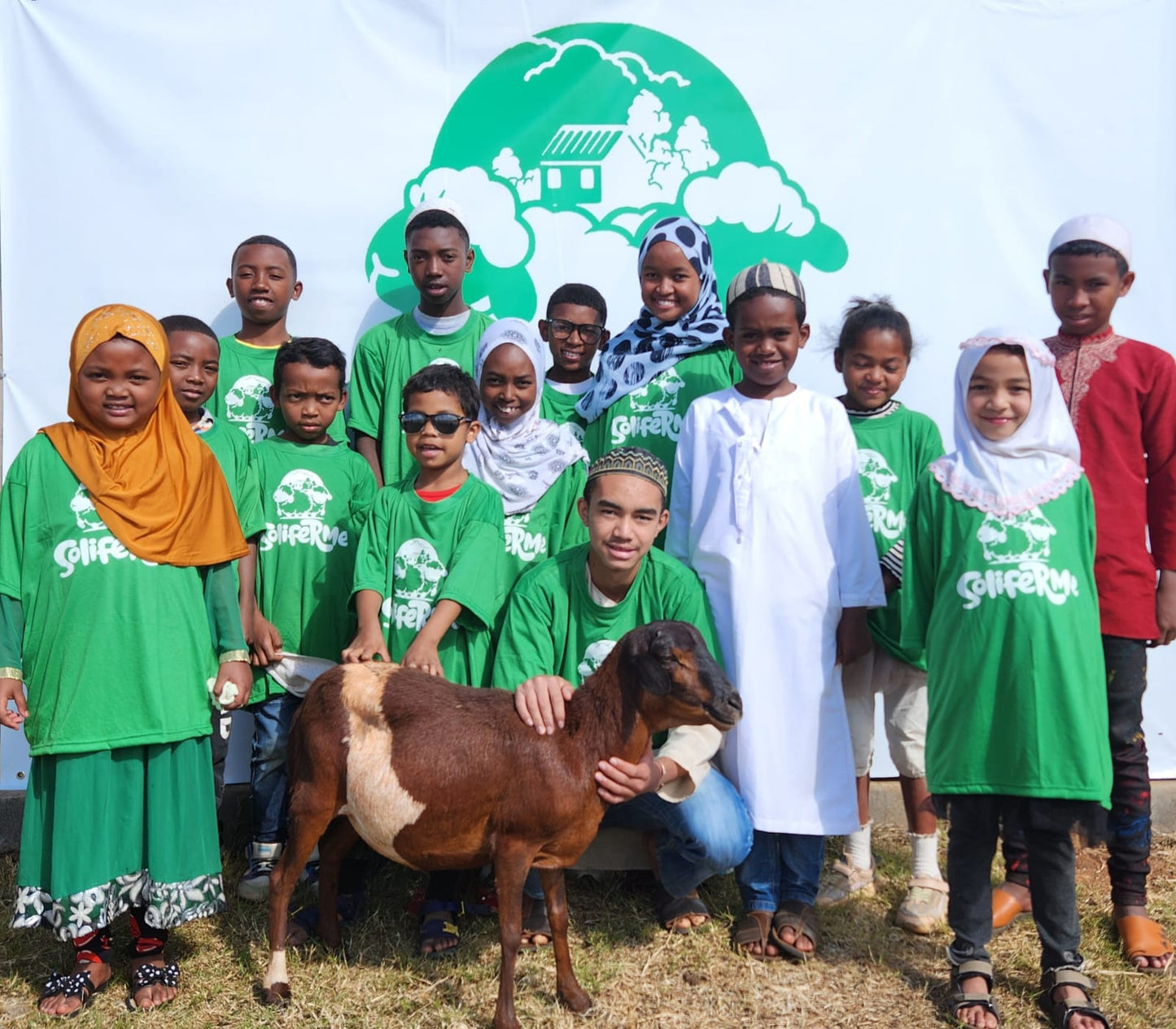 Offre spéciale: Mouton de l’Aïd Al Adha + 1 arbre fruitier offert 🌴